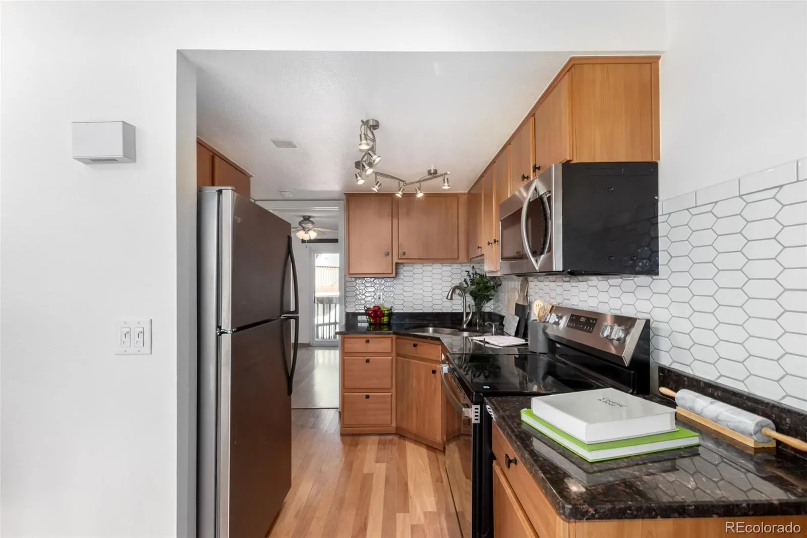 03212026205941 1600 11