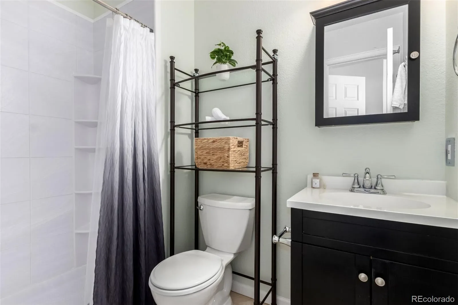 03212026205941 1600 25