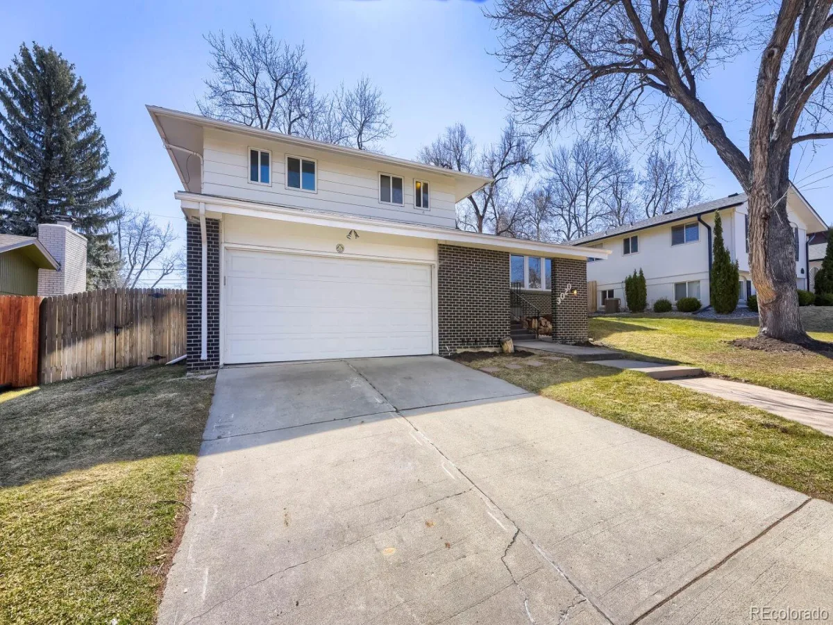 3020 S Xeric Court Denver CO 80231 | MLS #REC5369118 08252026023832 1200 13