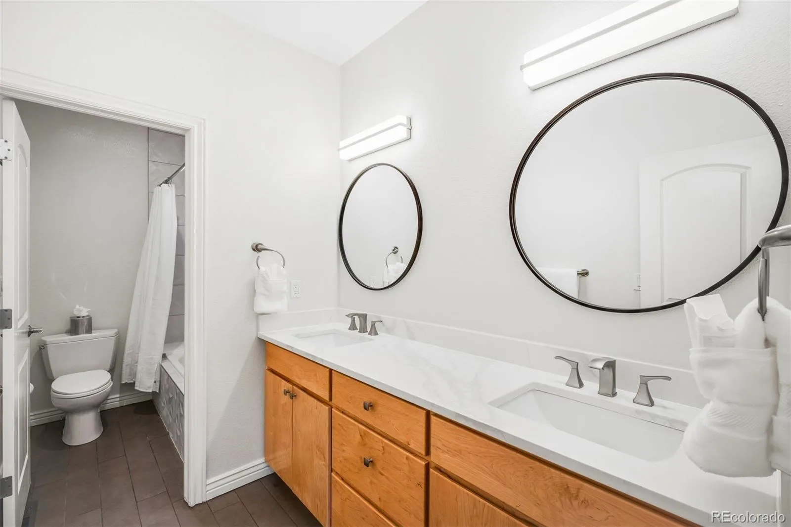 220 S Milwaukee Street Denver CO 80209 | MLS #REC5372028 10082026183939 1600 23