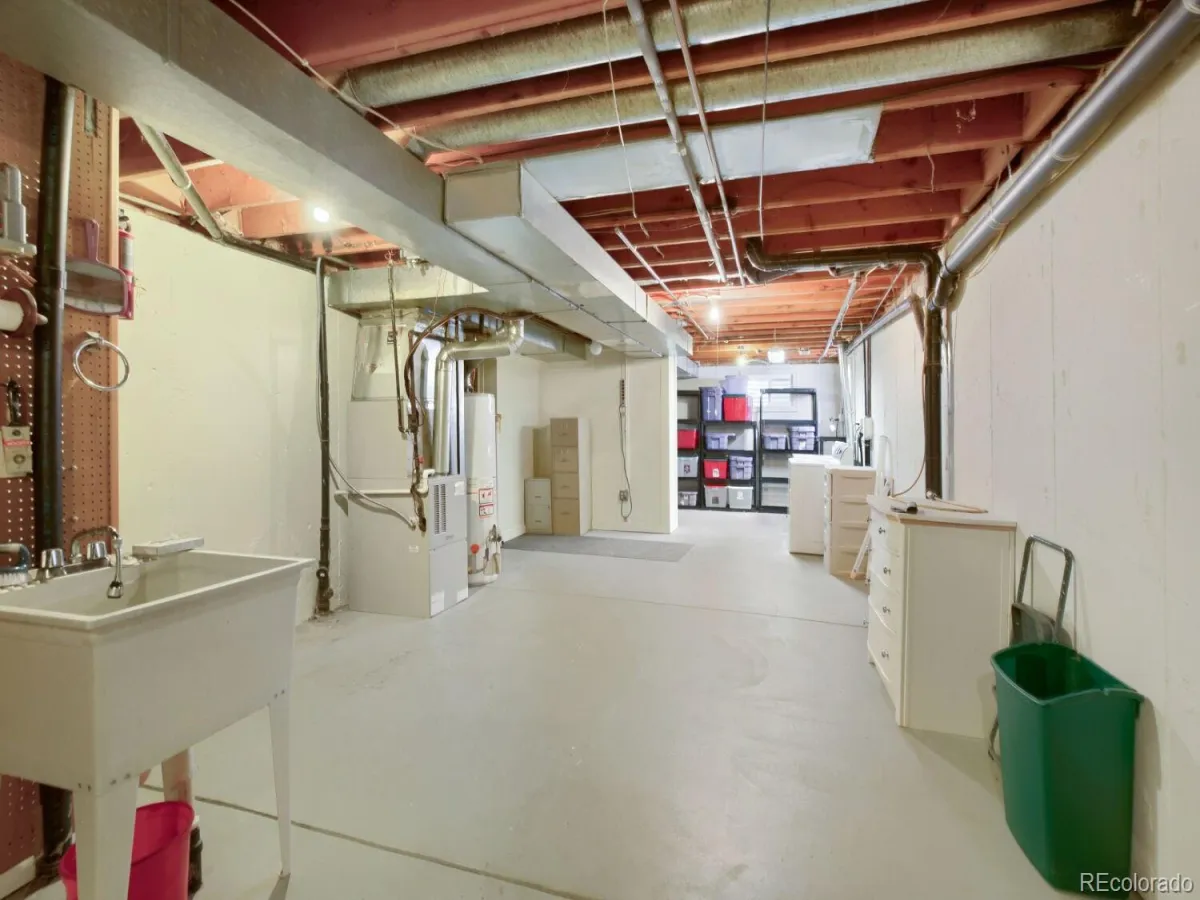 8268 Johnson Court Arvada CO 80005 MLS #REC5374500 05232026193400 1200 23