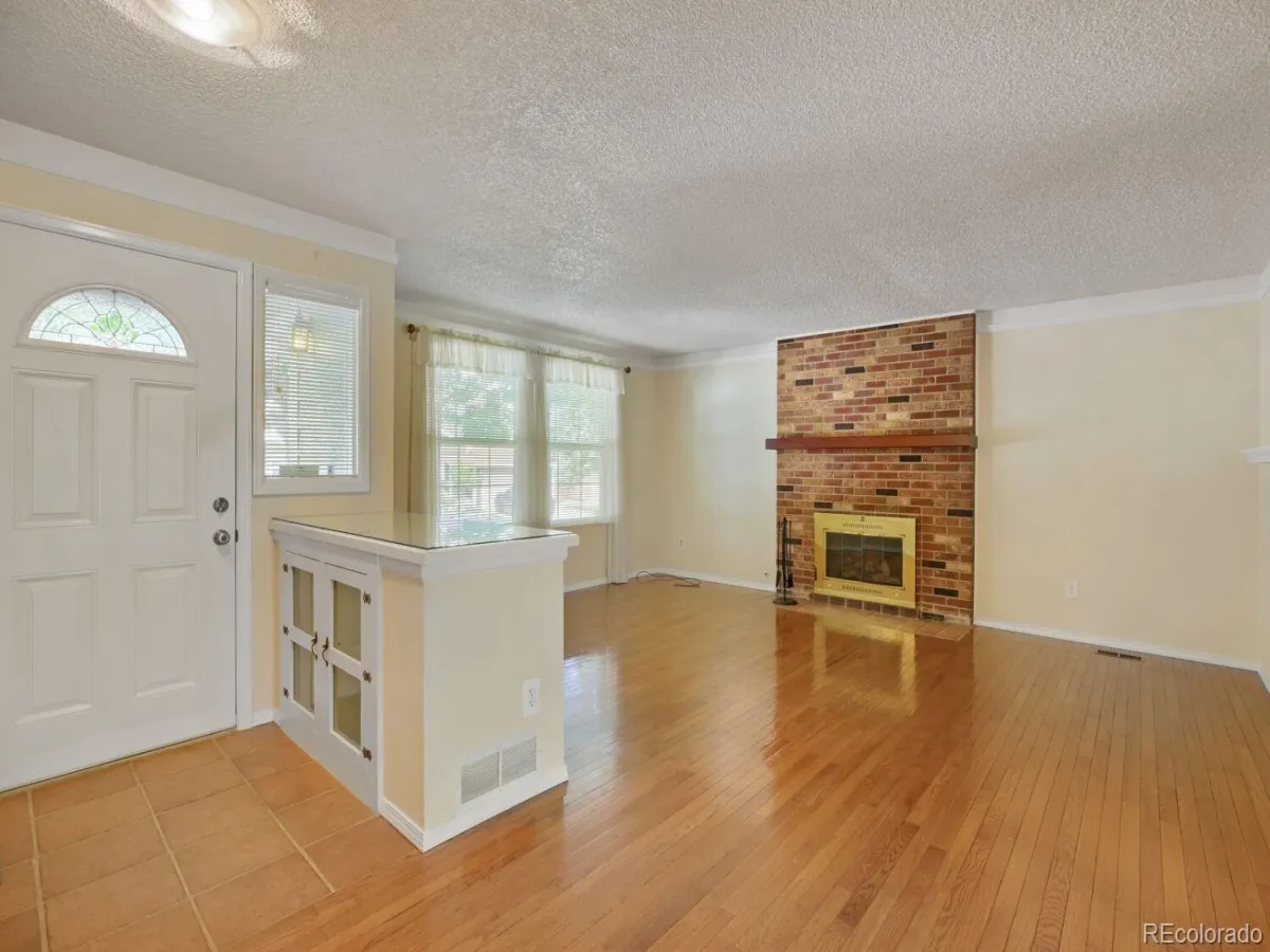 8268 Johnson Court Arvada CO 80005 MLS #REC5374500 05232026193400 1200 3
