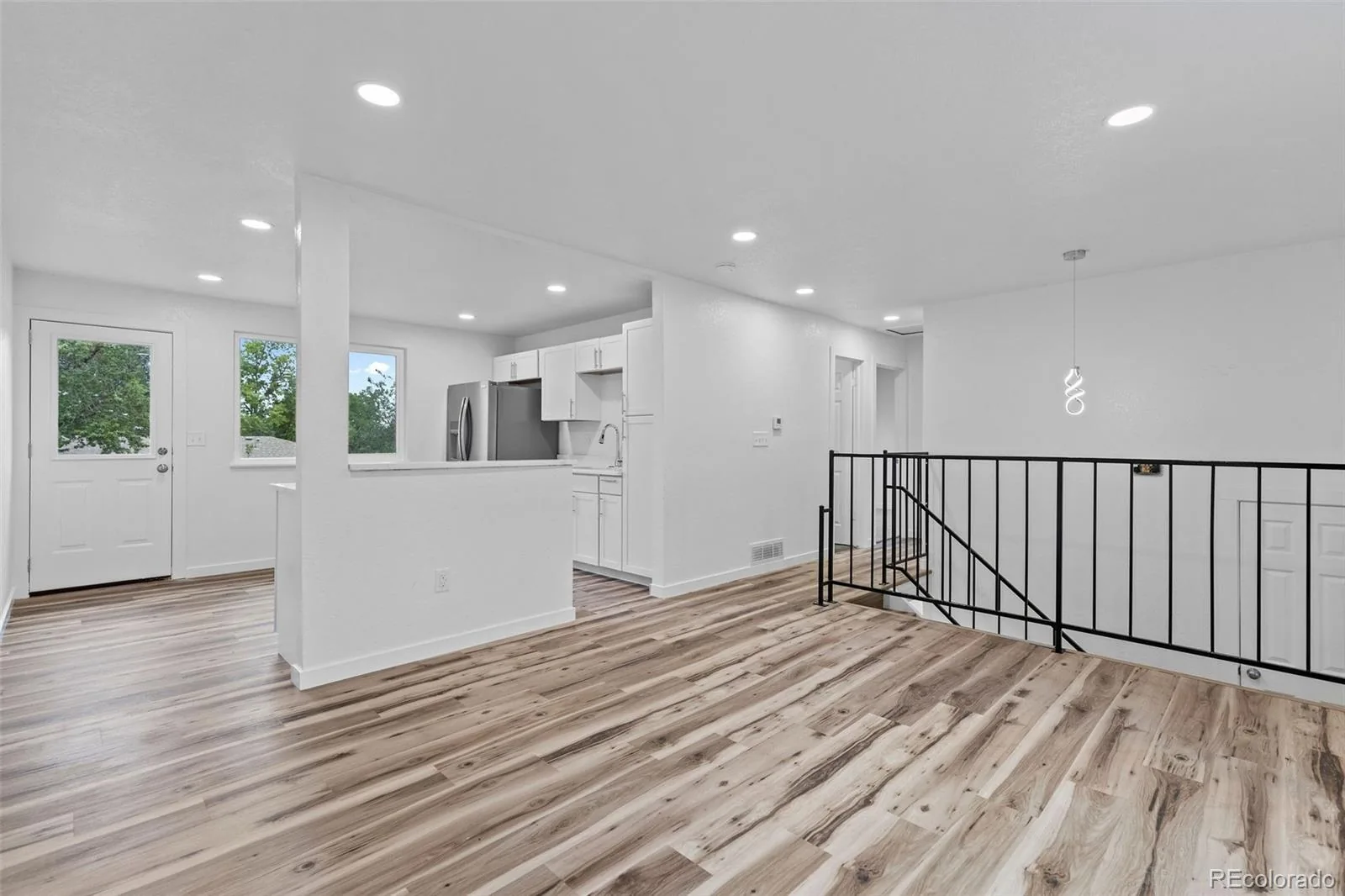 2882 S Mobile Street Aurora CO 80013 | MLS #REC5376523 08152026191741 1600 1