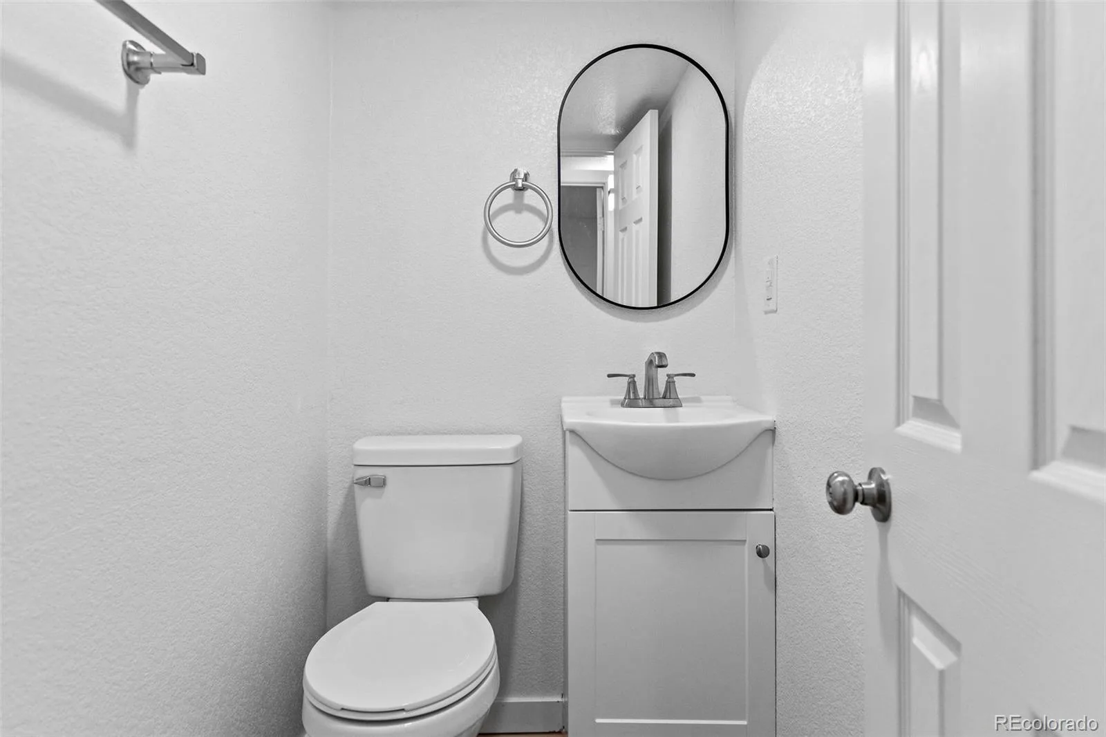 2882 S Mobile Street Aurora CO 80013 | MLS #REC5376523 08152026191741 1600 16