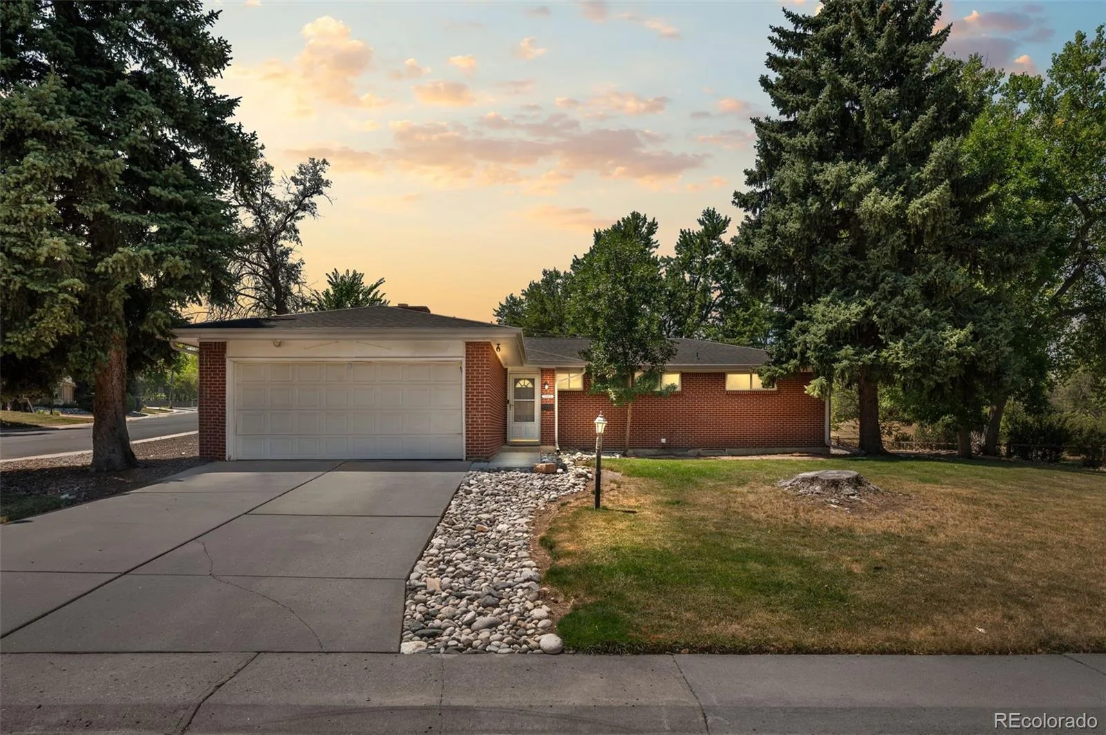 2896 E Euclid Place Centennial CO 80121 | MLS #REC5381243 08272026224602 1600 4