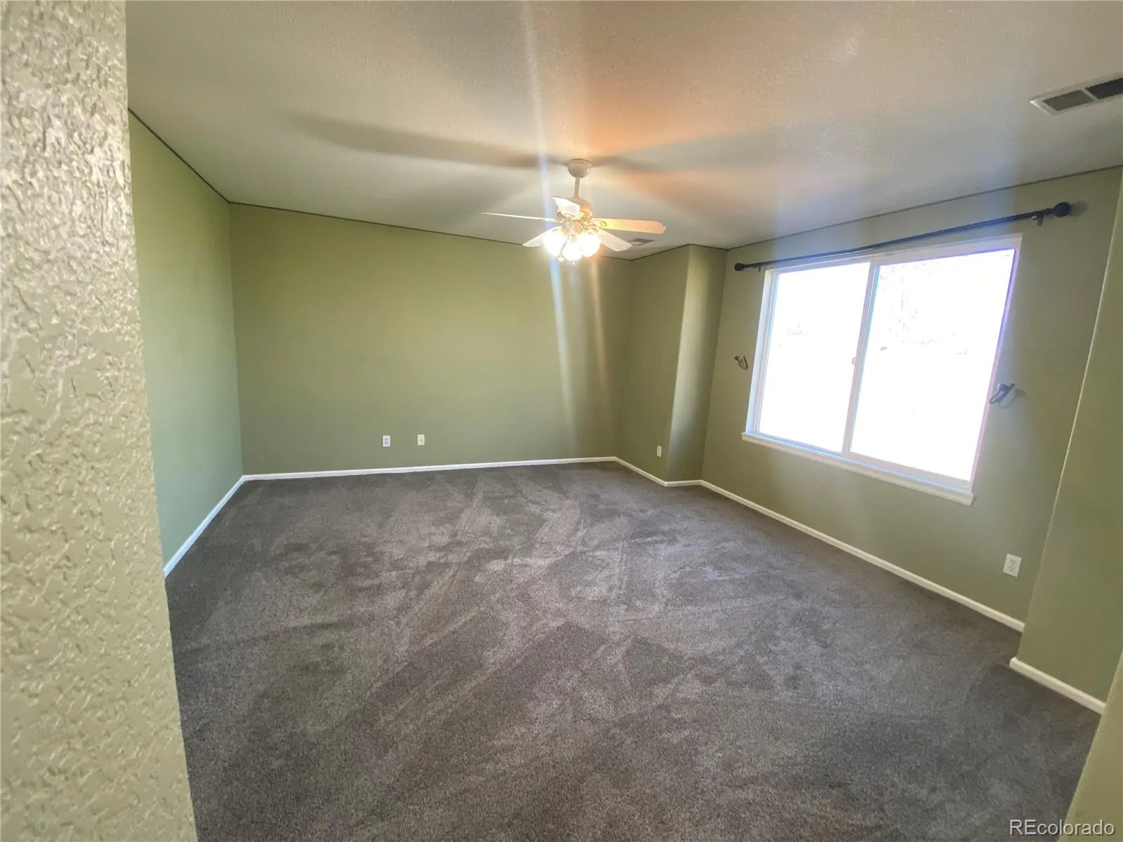 407 Ivory Circle Aurora CO 80011 MLS #REC5382011 04212026144914 1600 11