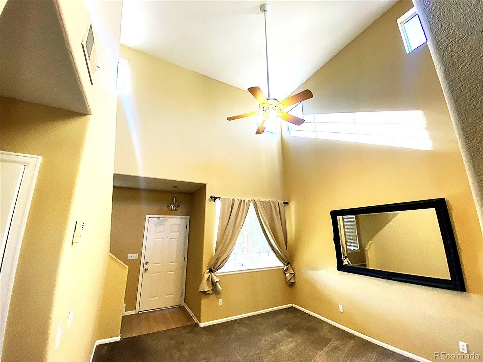 407 Ivory Circle Aurora CO 80011 MLS #REC5382011 04212026144914 1600 6