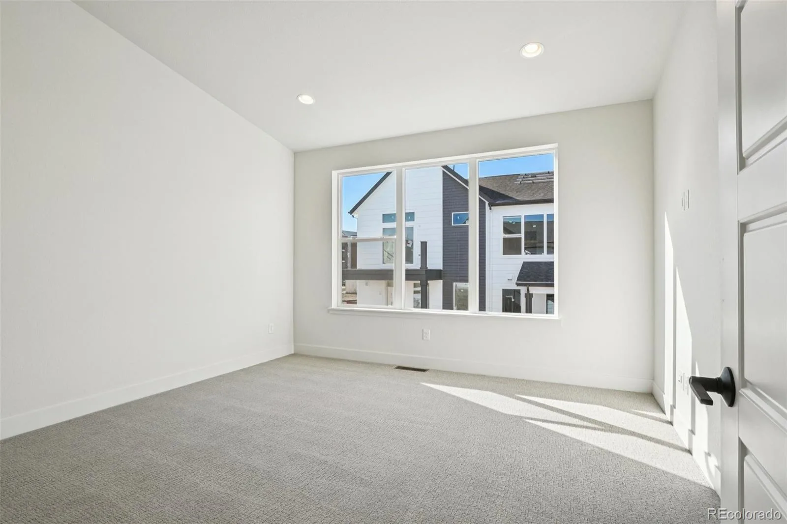 3126 W Bonfils Place Denver CO 80236 | MLS #REC5384953 06102026190233 1600 12