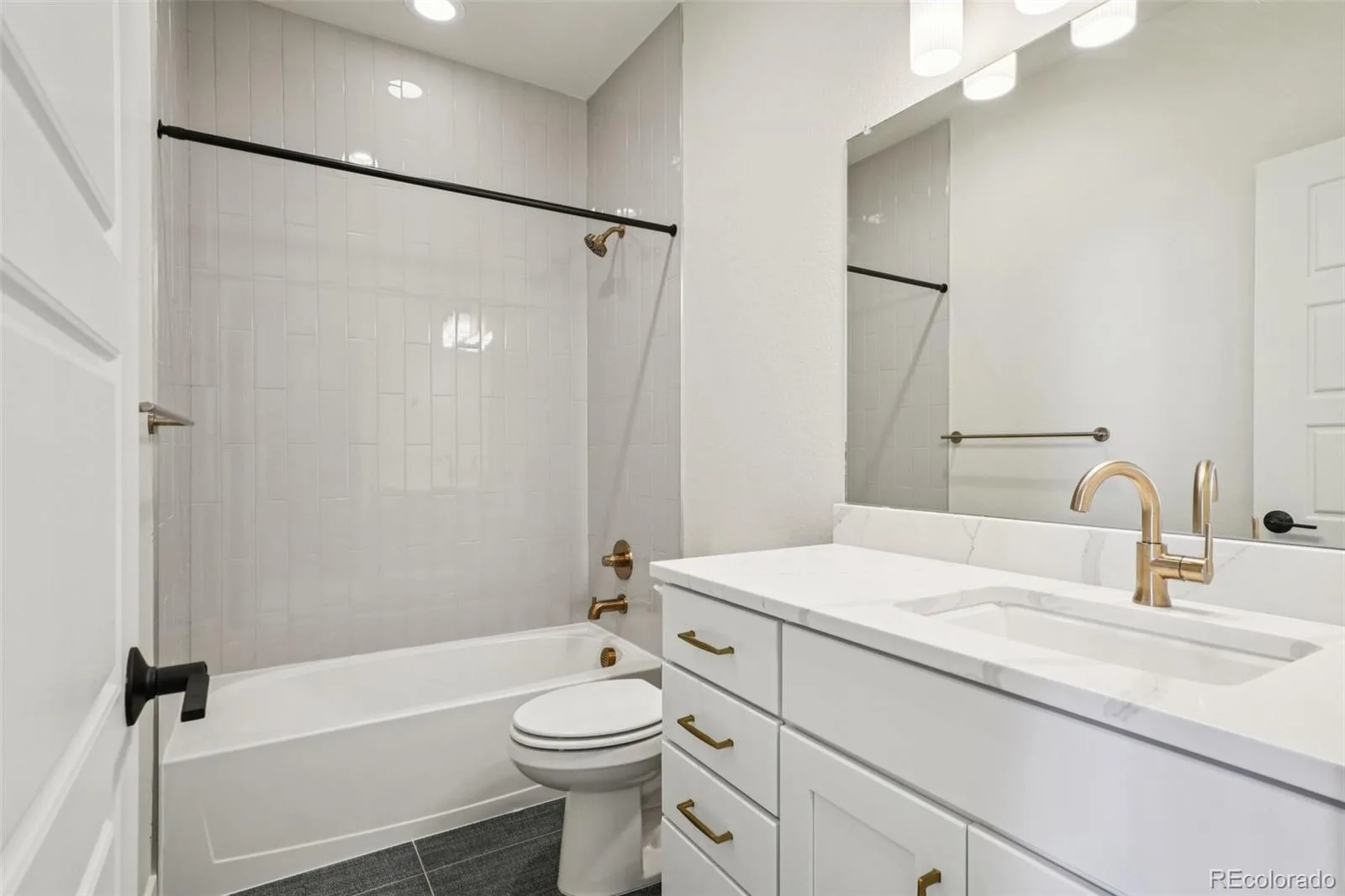 3126 W Bonfils Place Denver CO 80236 | MLS #REC5384953 06102026190233 1600 20