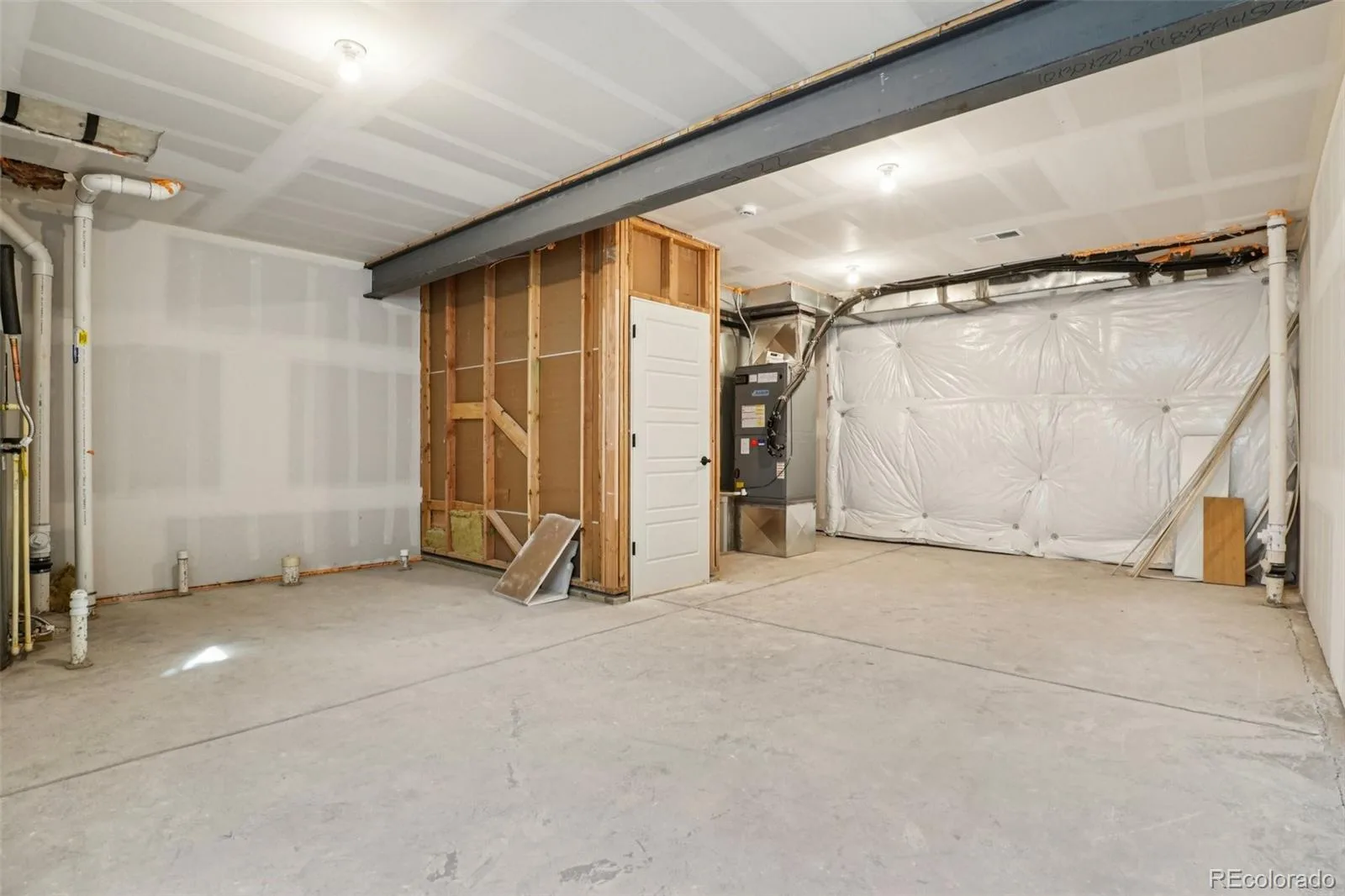 3126 W Bonfils Place Denver CO 80236 | MLS #REC5384953 06102026190233 1600 23