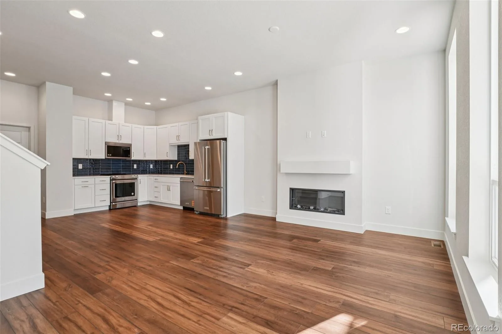3126 W Bonfils Place Denver CO 80236 | MLS #REC5384953 06102026190233 1600 4
