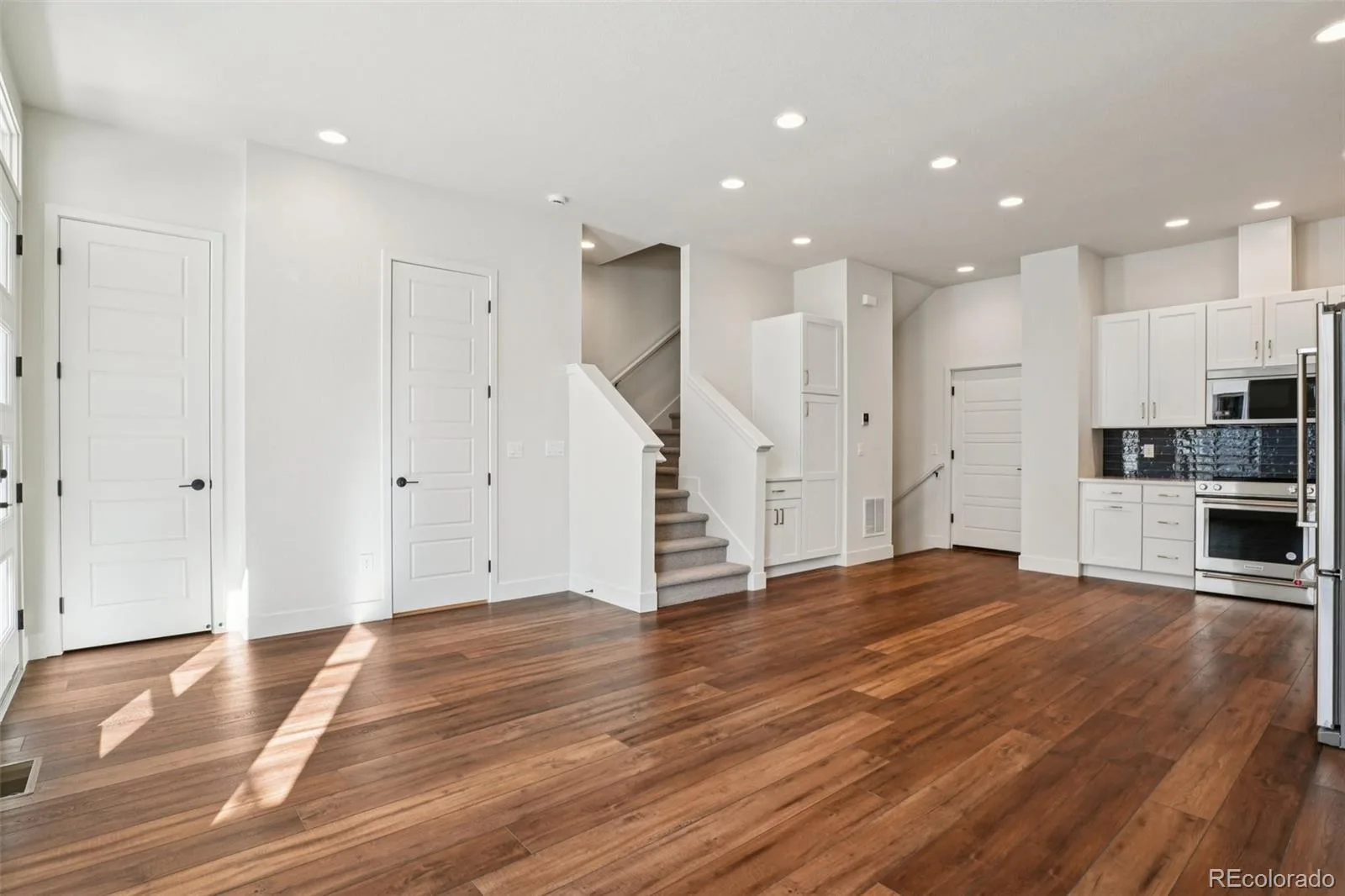 3126 W Bonfils Place Denver CO 80236 | MLS #REC5384953 06102026190233 1600 5