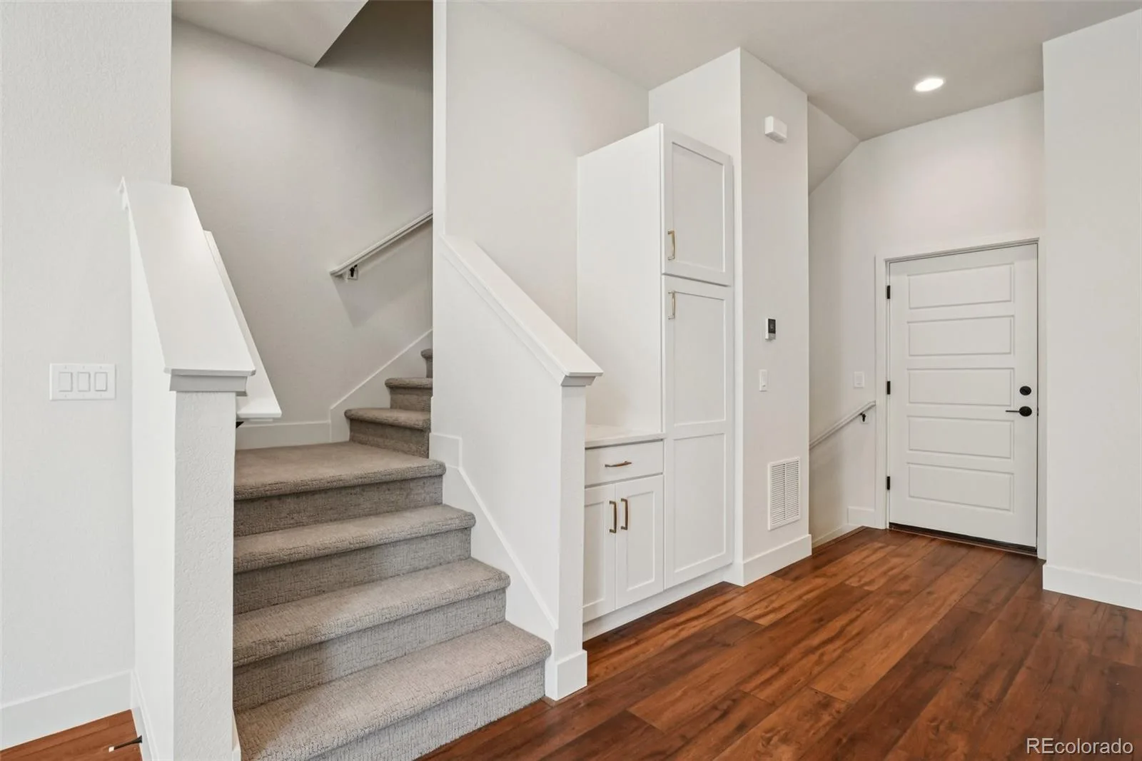 3126 W Bonfils Place Denver CO 80236 | MLS #REC5384953 06102026190233 1600 8