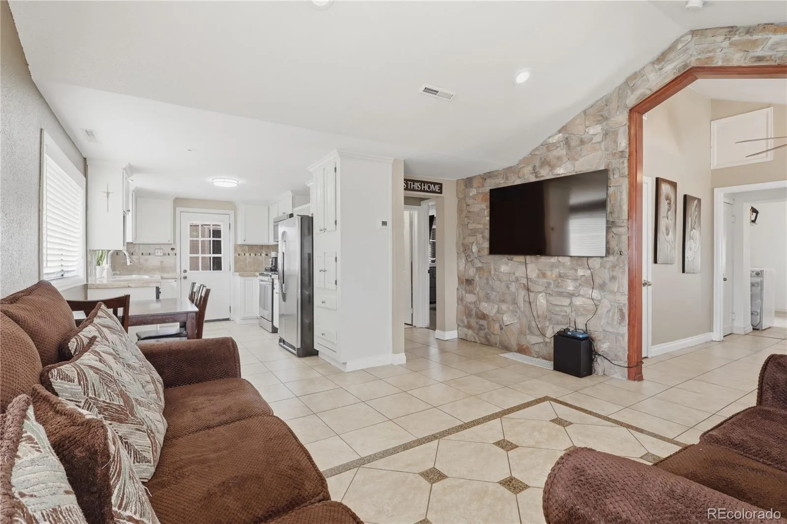1141 S Raleigh Street Denver CO 80219 MLS #REC5385125 04142026163815 1600 6