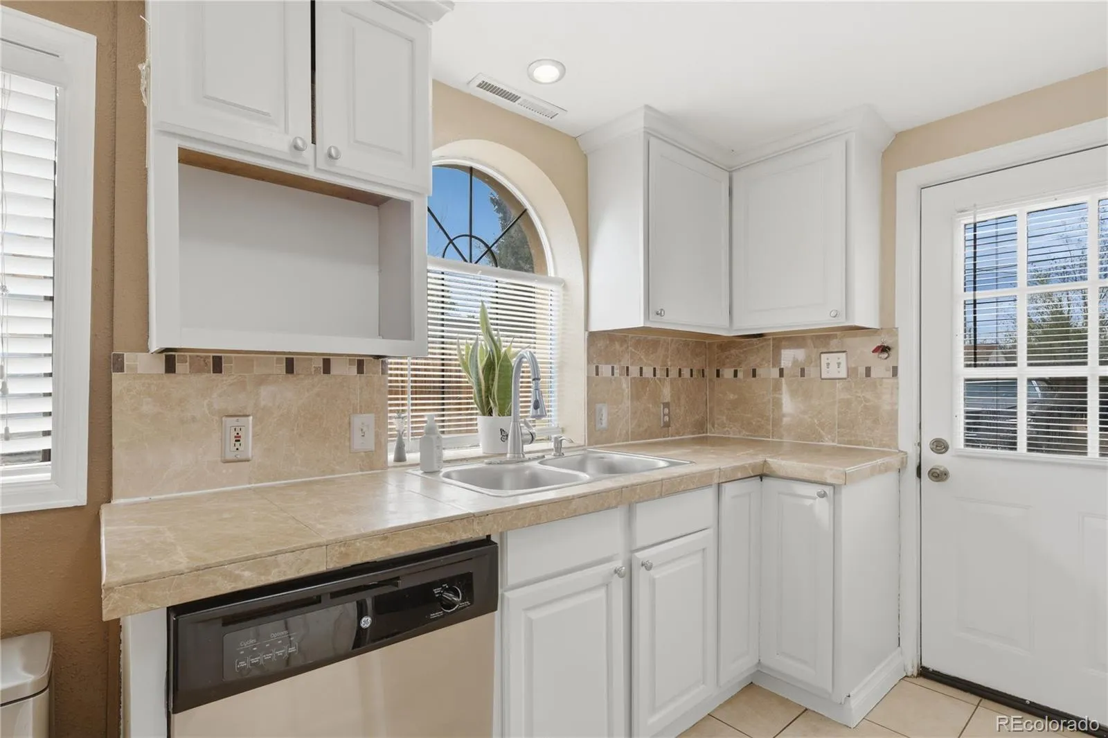1141 S Raleigh Street Denver CO 80219 MLS #REC5385125 04142026163815 1600 9