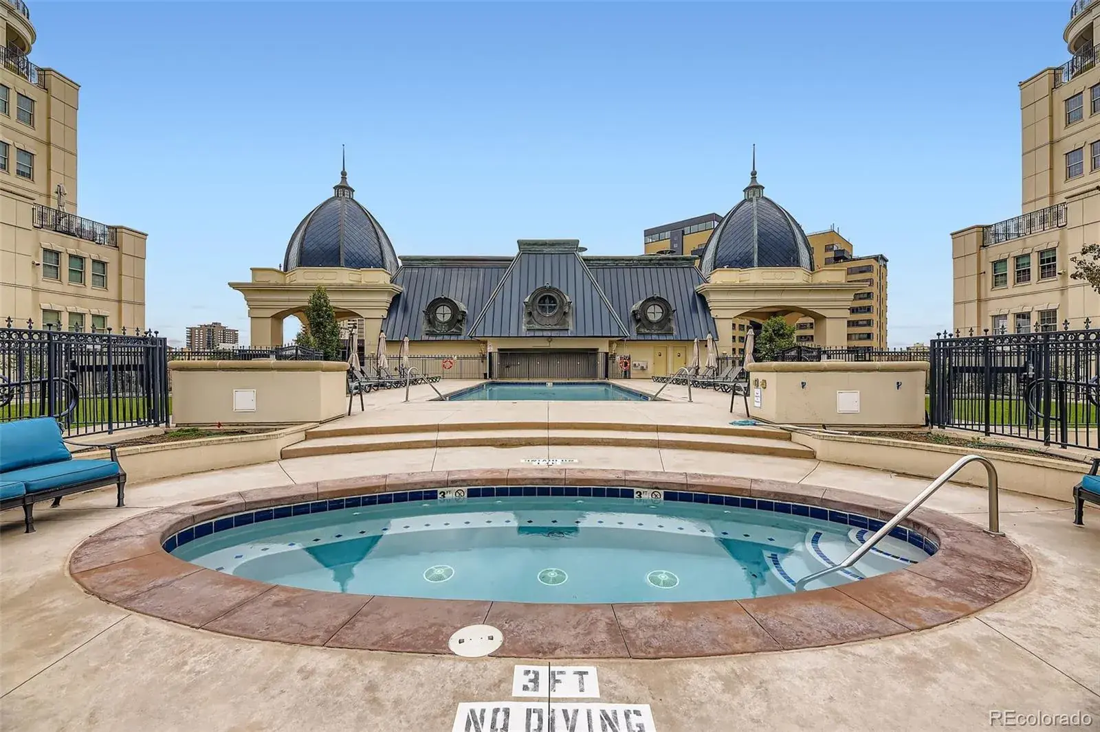 10102025183004 1600 38