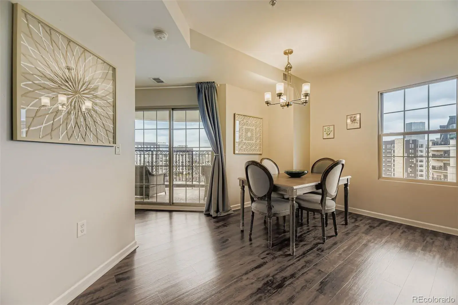 10102025183004 1600 8