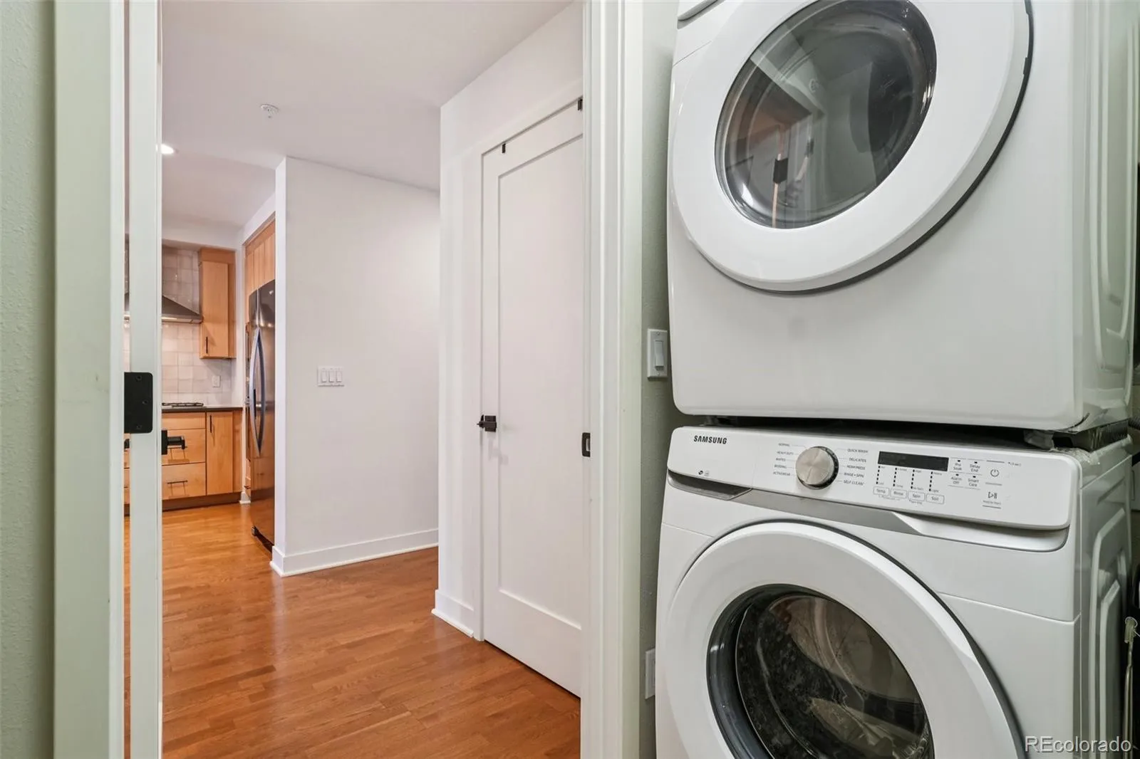 04142026193538 1600 19