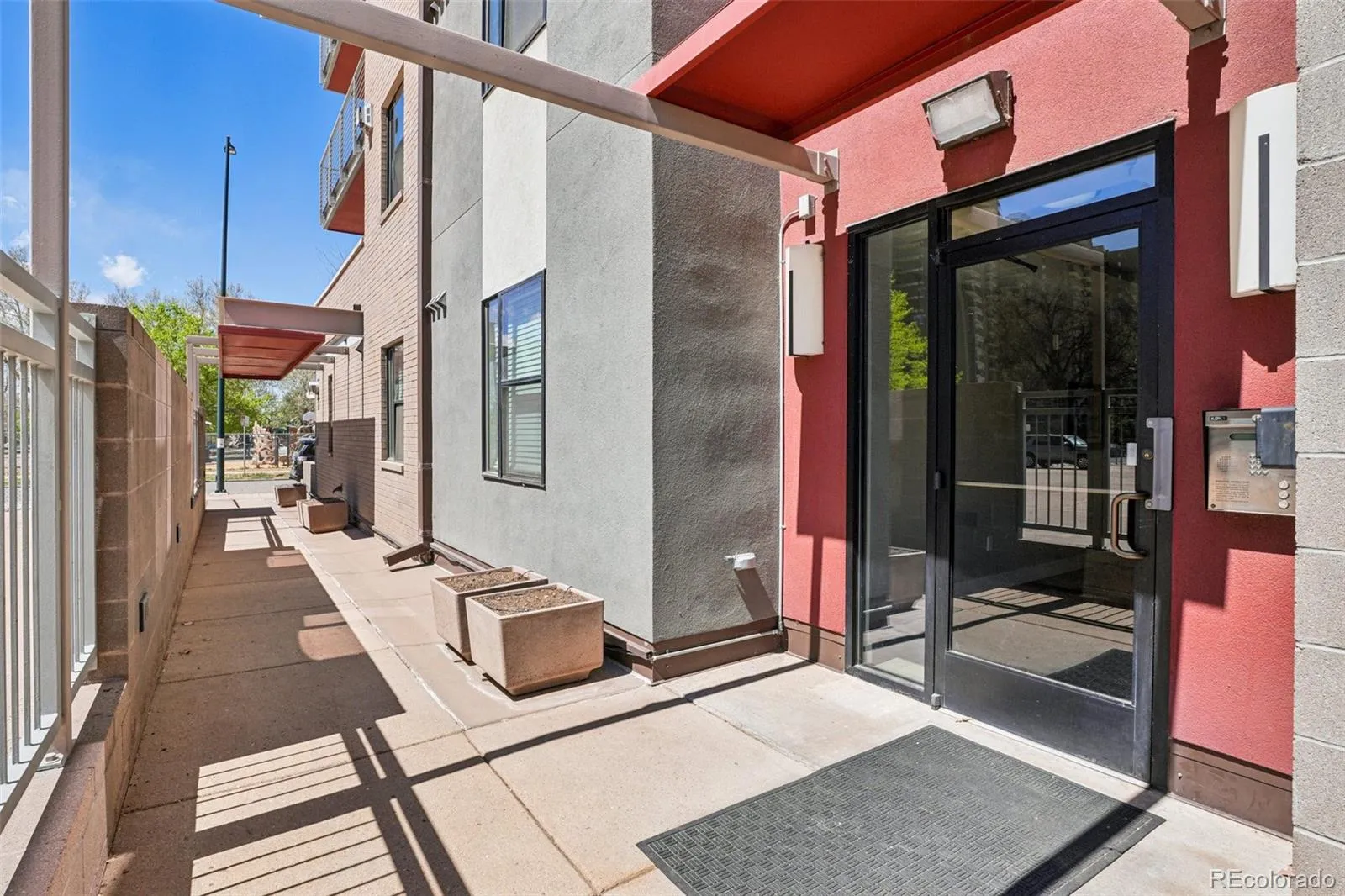 04142026193538 1600 23