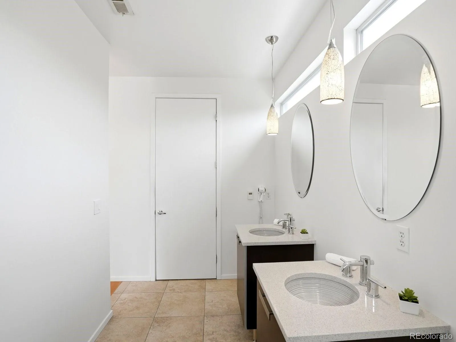 471 24th Street Denver CO 80205 MLS #REC5387540 05072026054853 1600 25