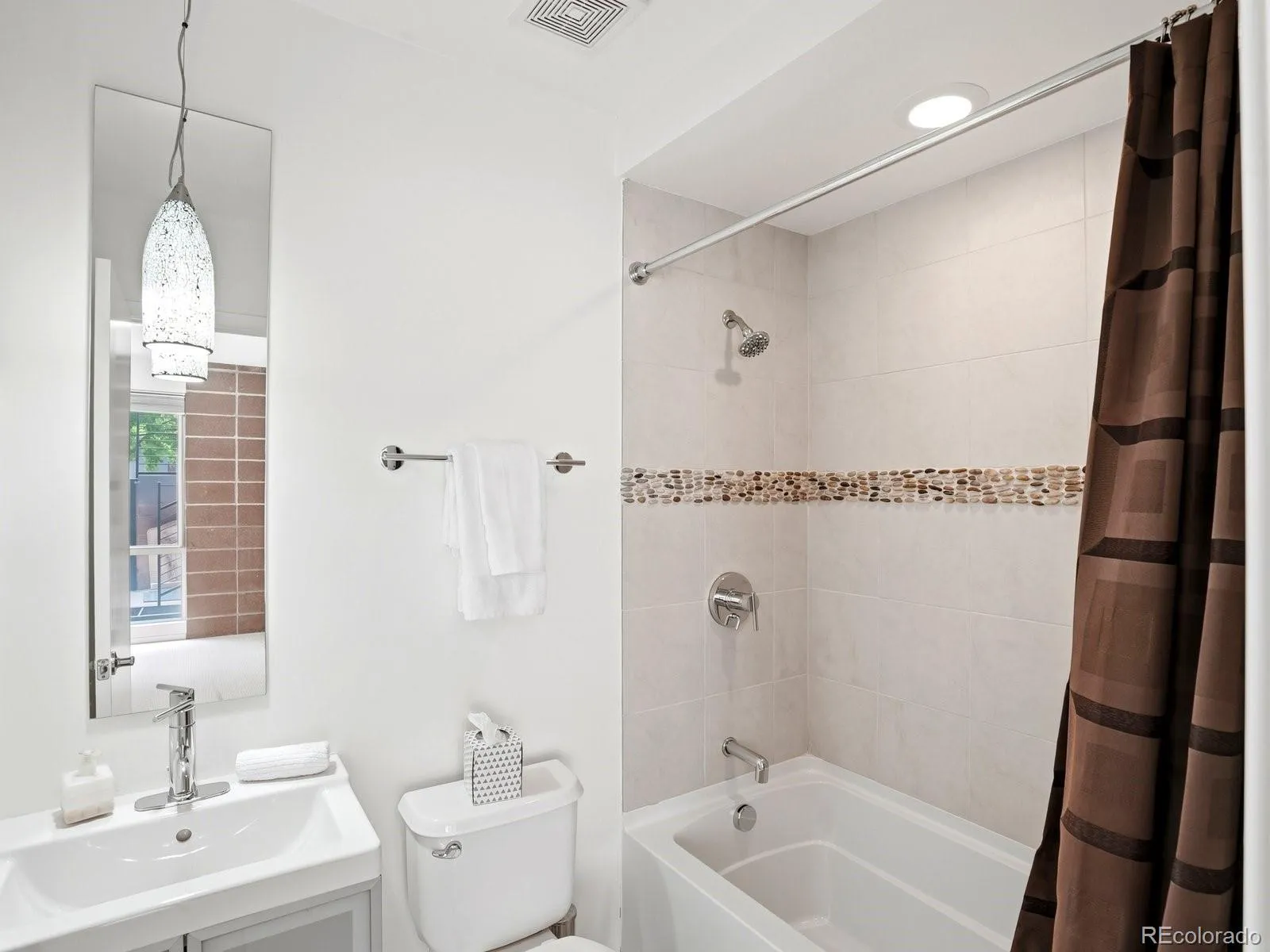 471 24th Street Denver CO 80205 MLS #REC5387540 05072026054853 1600 40