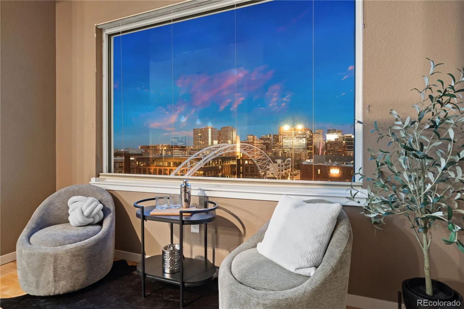 04102026165852 1600 3