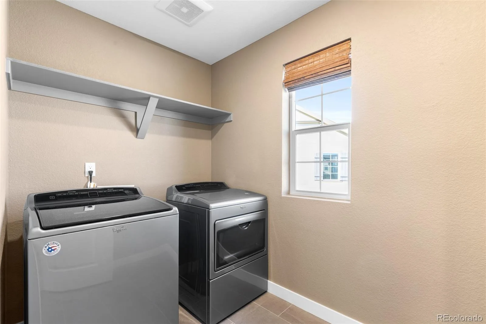 1694 Stable View Drive Castle Pines CO 80108 MLS #REC5389289 06082026235545 1600 16