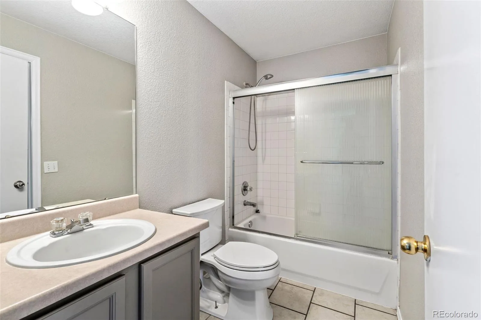 3825 E 94th Avenue Thornton CO 80229 | MLS #REC5390045 08262026154802 1600 17