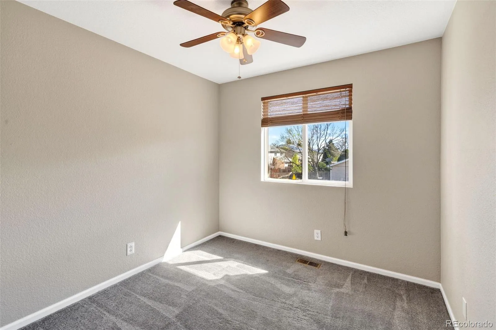 3825 E 94th Avenue Thornton CO 80229 | MLS #REC5390045 08262026154802 1600 18