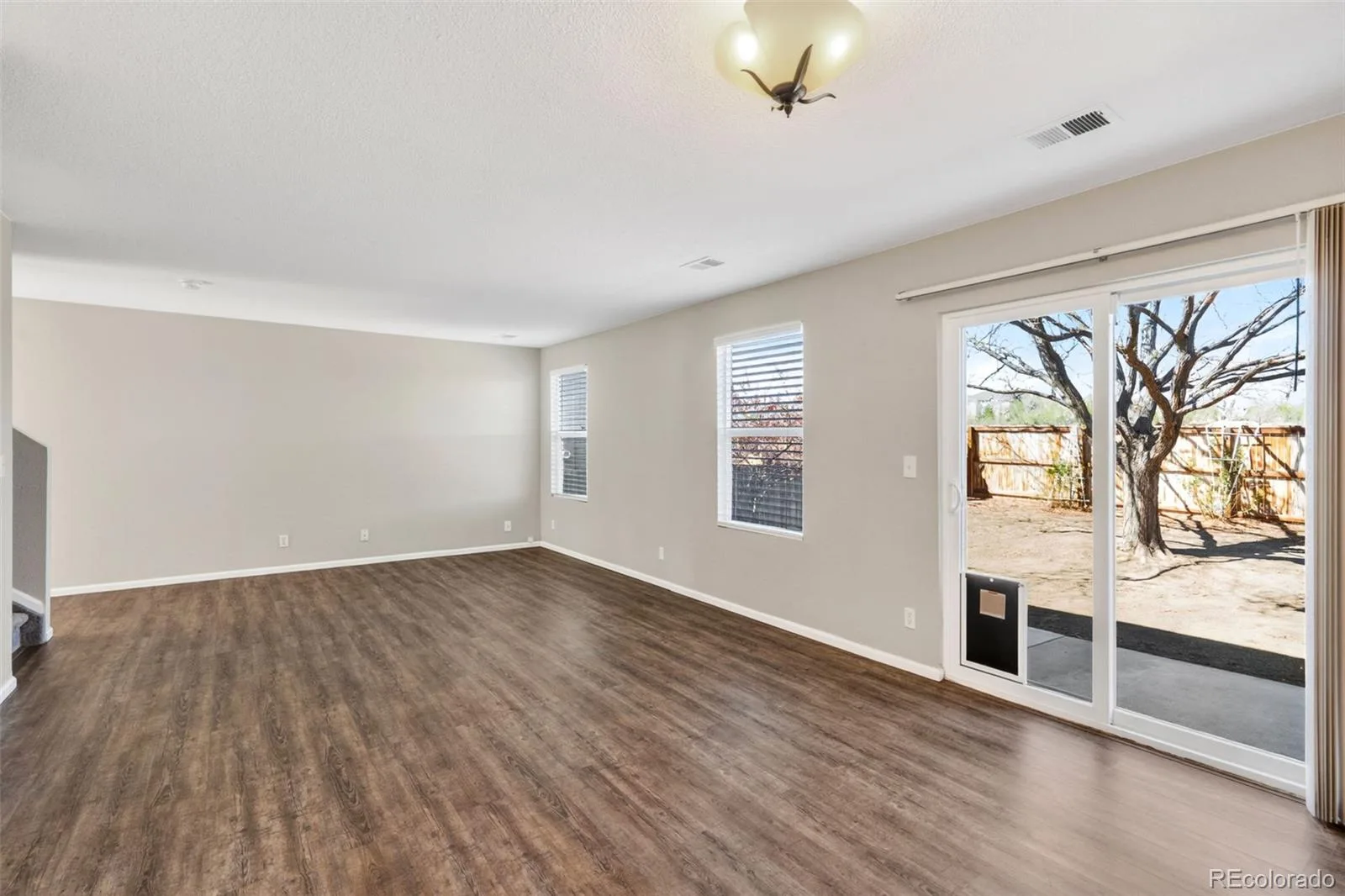 3825 E 94th Avenue Thornton CO 80229 | MLS #REC5390045 08262026154802 1600 6