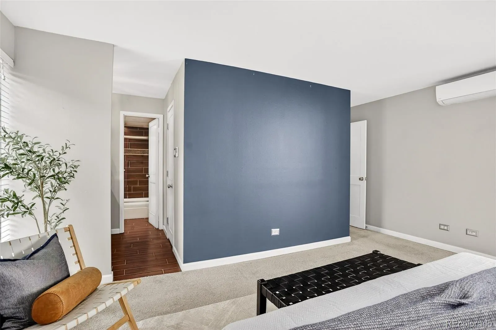 04182026220253 1600 18