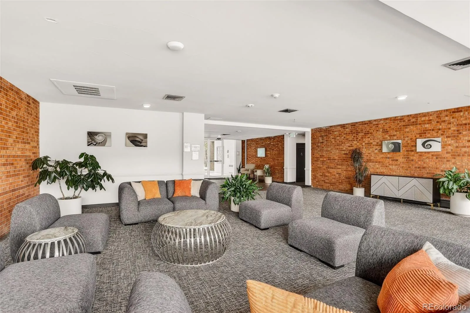 04182026220253 1600 31