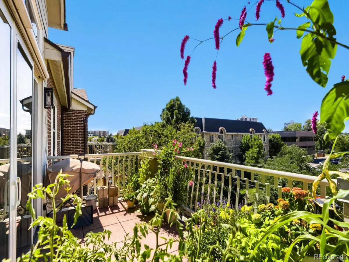 111 S Monroe Street #B306 Denver CO 80209 | MLS #REC5398912 09232026031612 1200 10