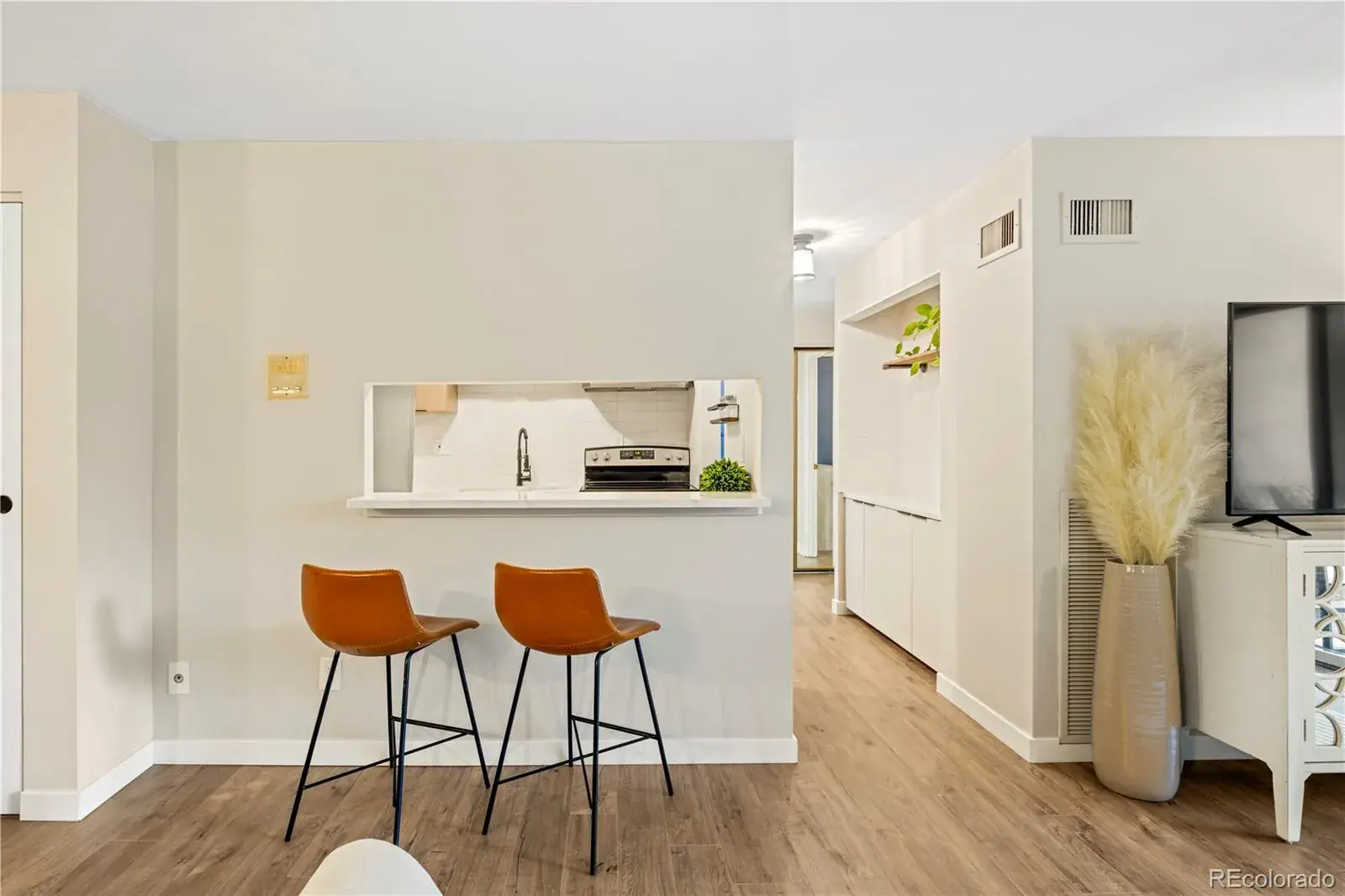 01142026004610 1600 10