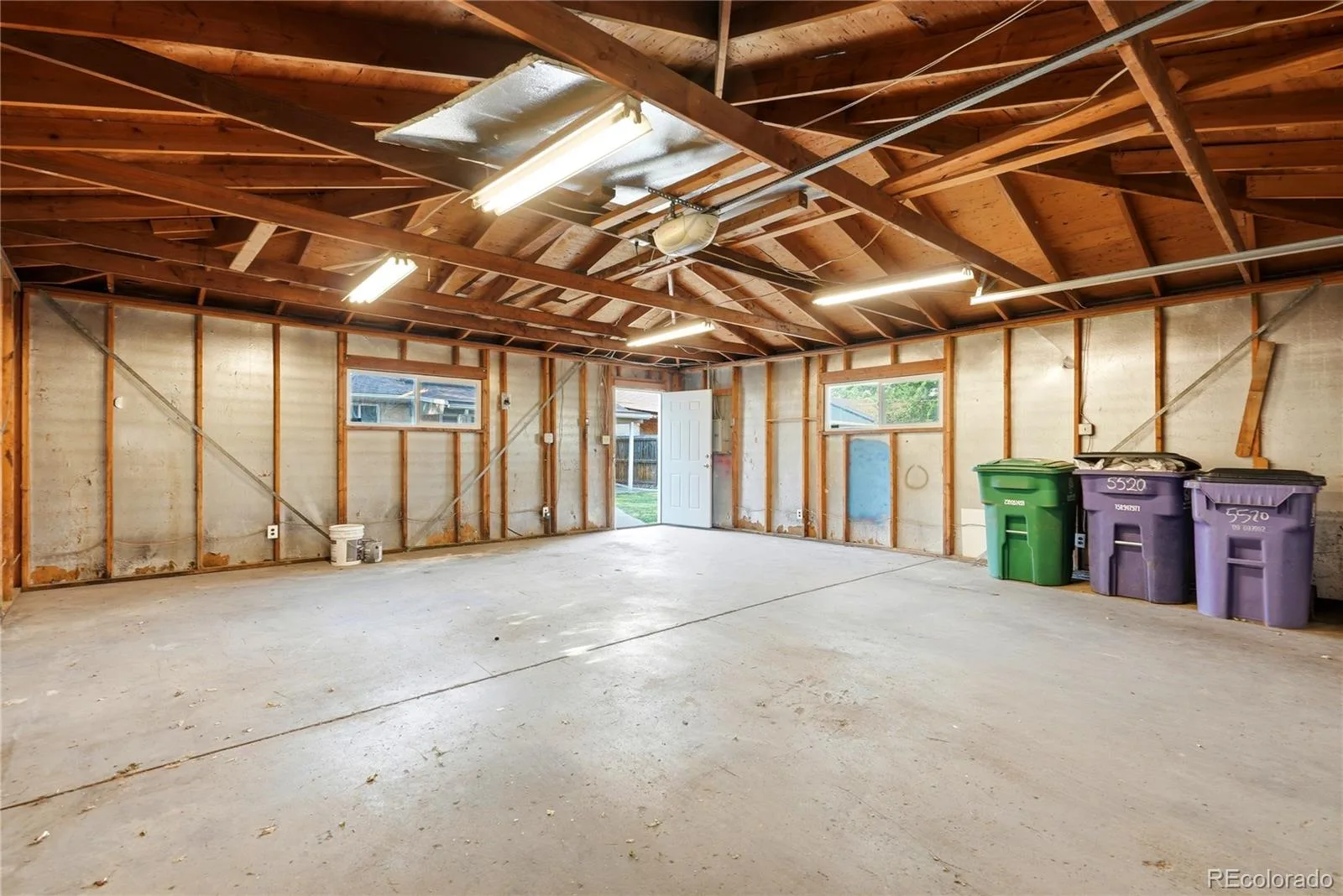 5520 E Thrill Place Denver CO 80207 MLS #REC5400806 07092026163958 1600 31
