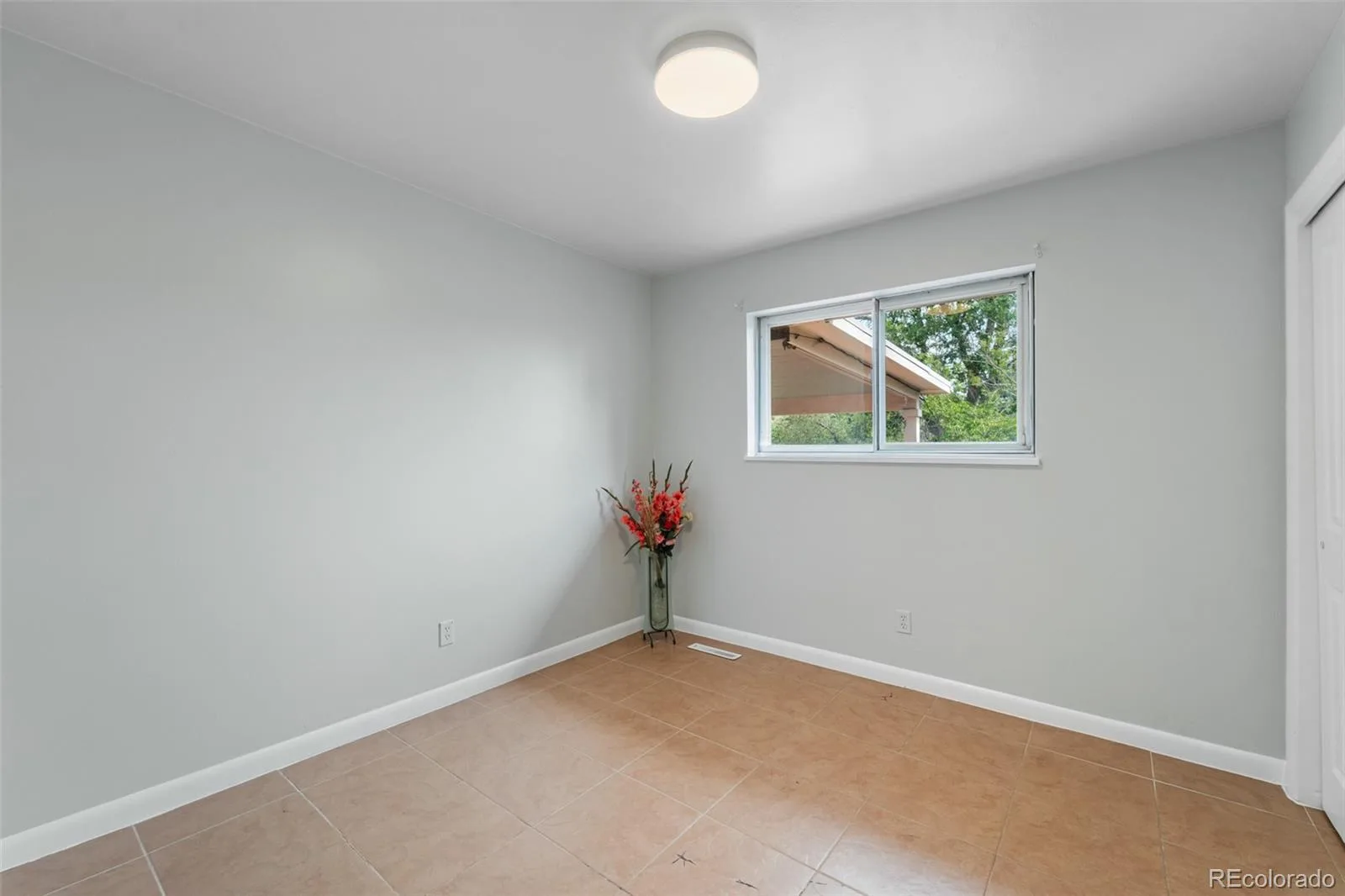 14990 E 10th Avenue Aurora CO 80011 | MLS #REC5401174 08142026155556 1600 14