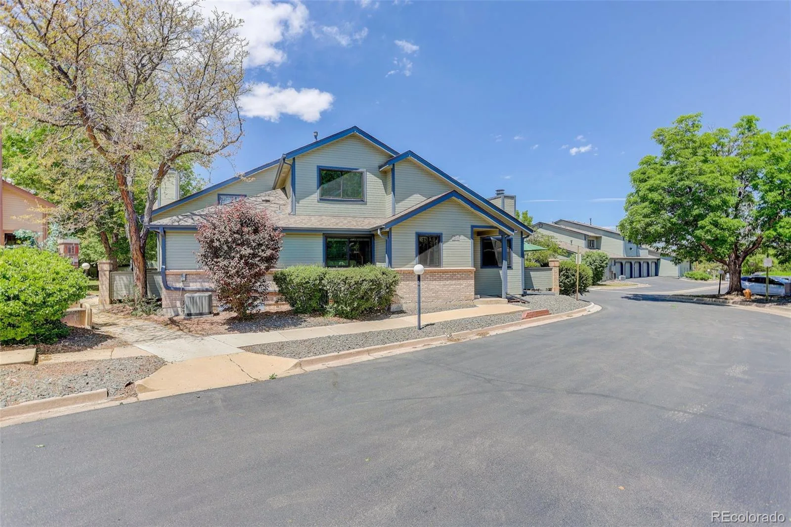 9157 W Cedar Drive #1 Lakewood CO 80226 | MLS #REC5401280 08142026185025 1600 3