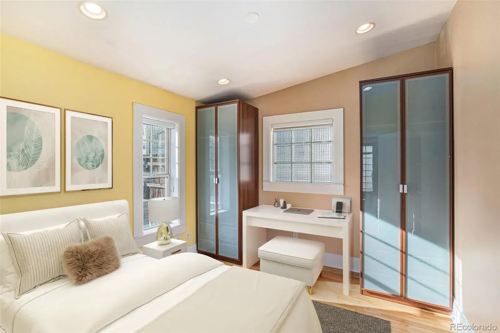 10022025013743 1600 12