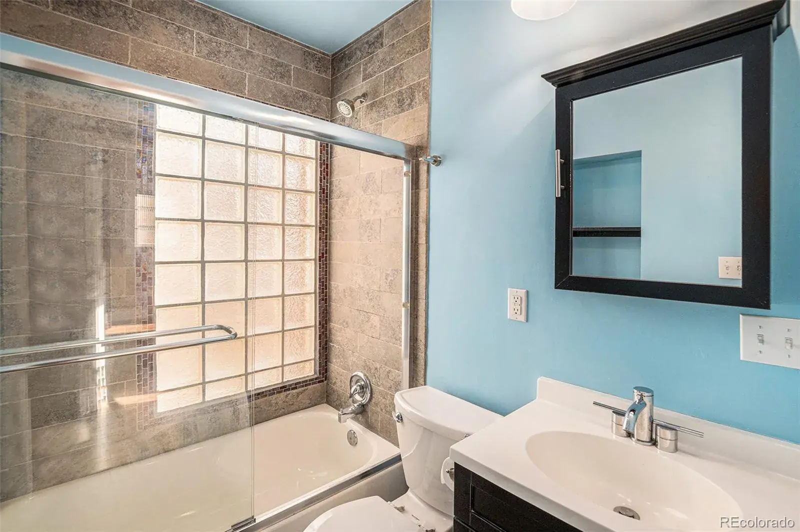 10022025013743 1600 15