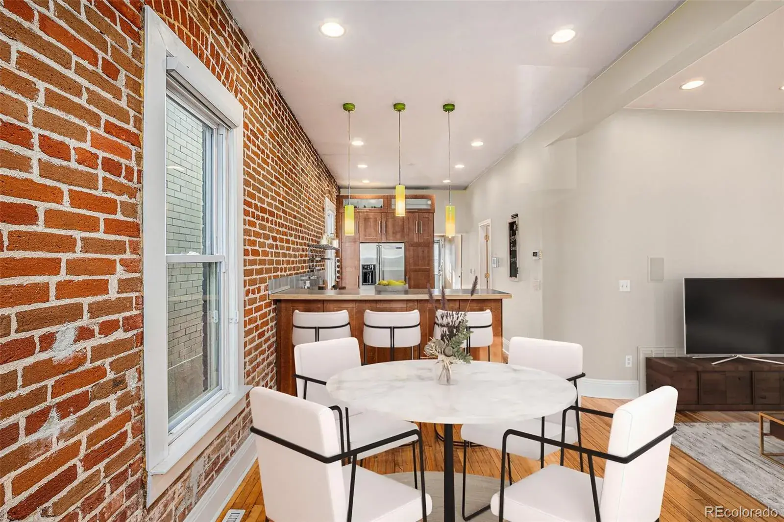 10022025013743 1600 7