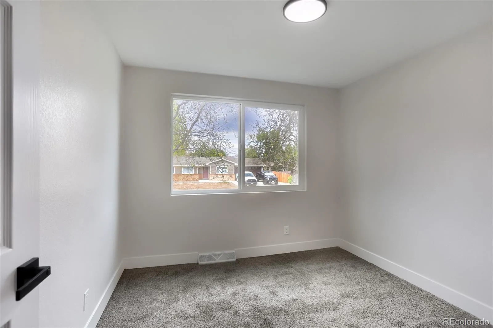 04172026234326 1600 23