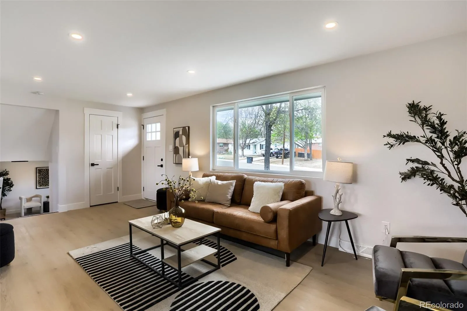 04172026234326 1600 7