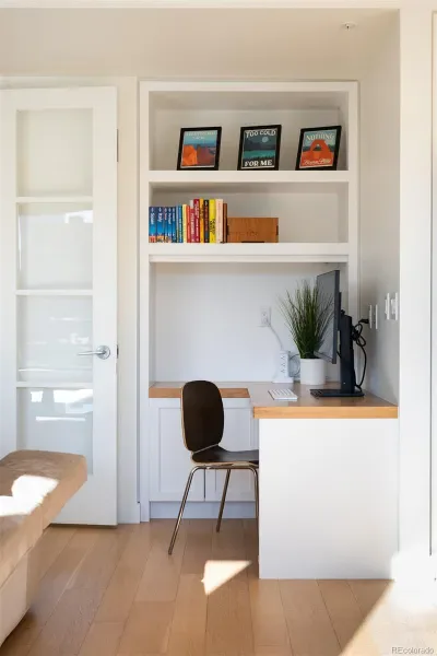 03172026222713 800 18