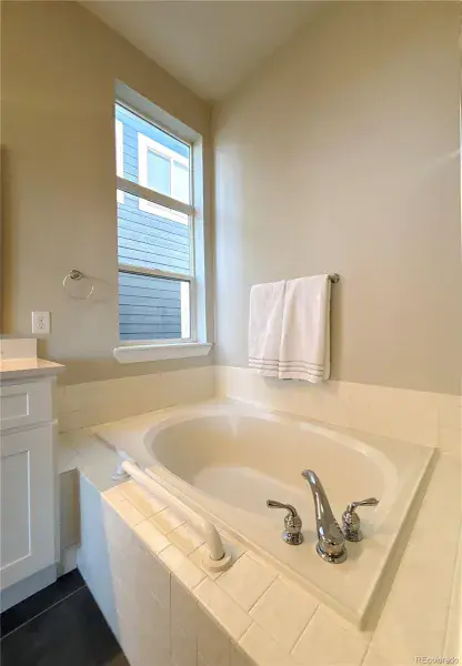 02262026215547 800 17