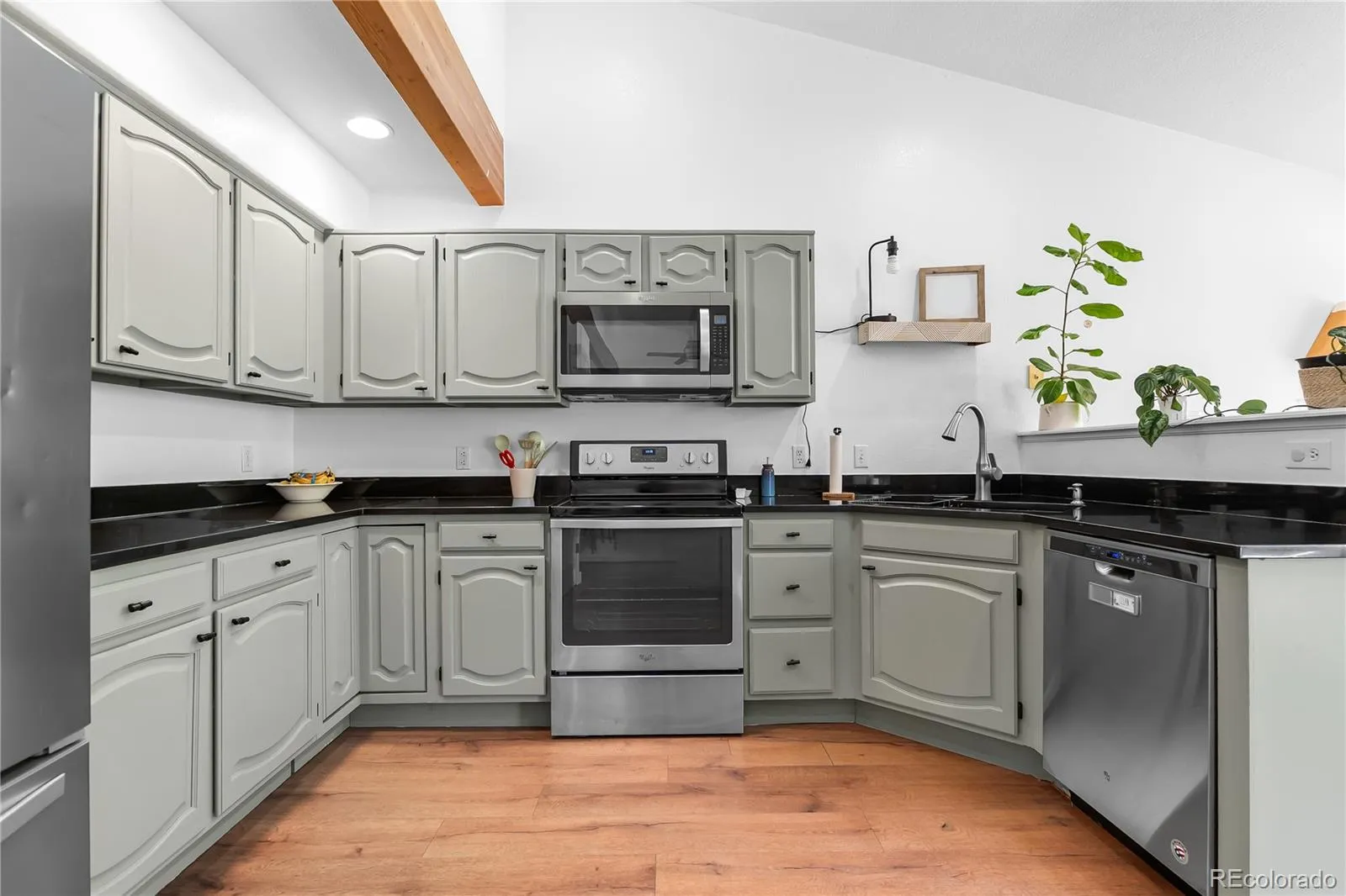 12039 W 52nd Place #2 Arvada CO 80002 MLS #REC5410513 05152026195914 1600 17