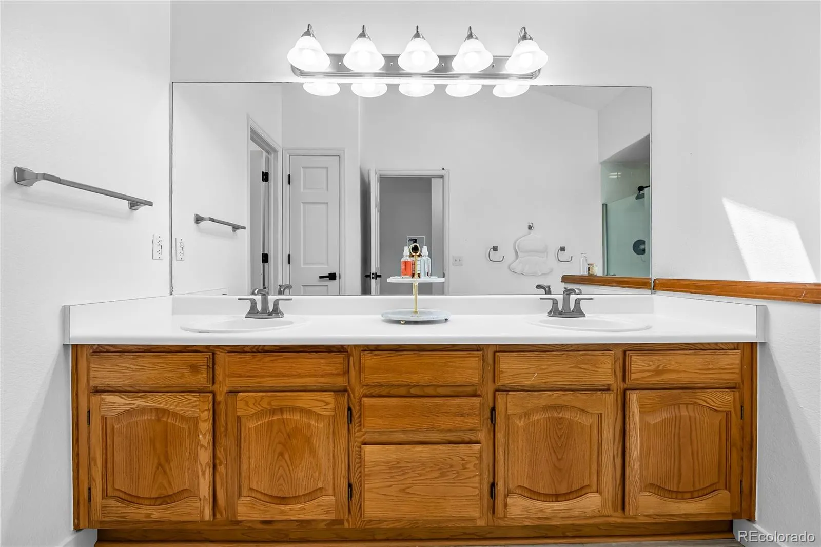 12039 W 52nd Place #2 Arvada CO 80002 MLS #REC5410513 05152026195914 1600 31