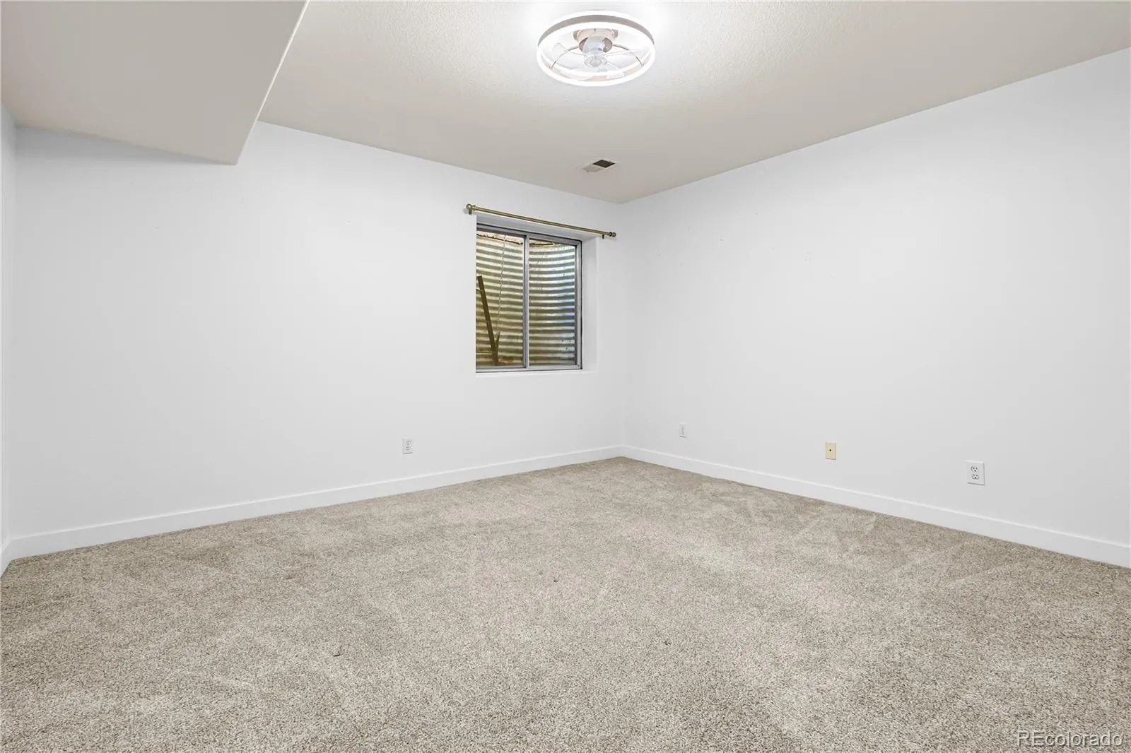 12039 W 52nd Place #2 Arvada CO 80002 MLS #REC5410513 05152026195914 1600 36