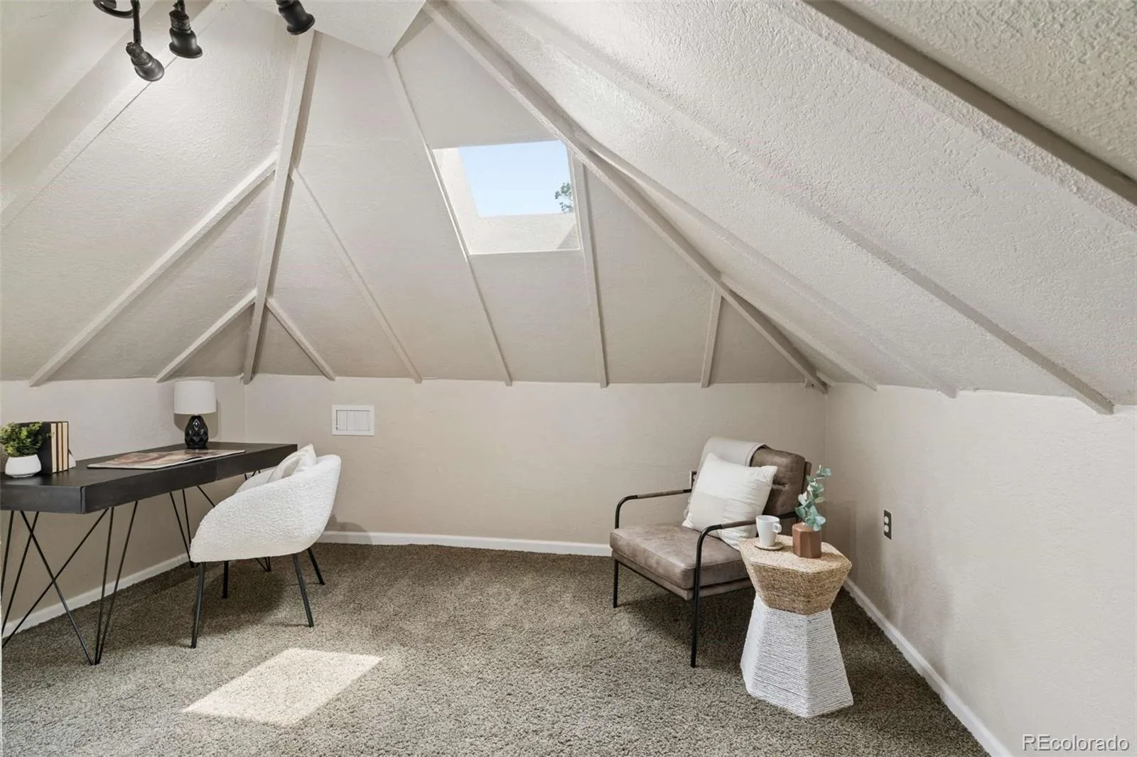 556 S Canosa Court Denver CO 80219 MLS #REC5411248 06302026030246 1600 20