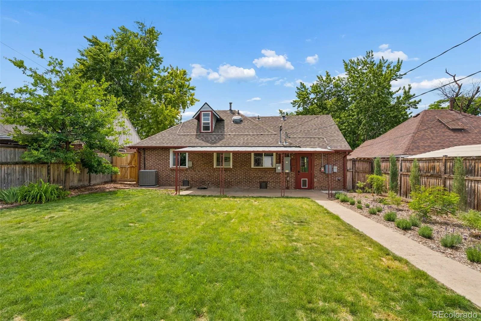 556 S Canosa Court Denver CO 80219 MLS #REC5411248 06302026030246 1600 34