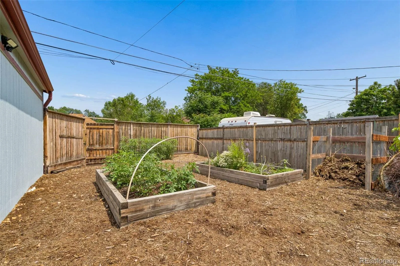 556 S Canosa Court Denver CO 80219 MLS #REC5411248 06302026030246 1600 36